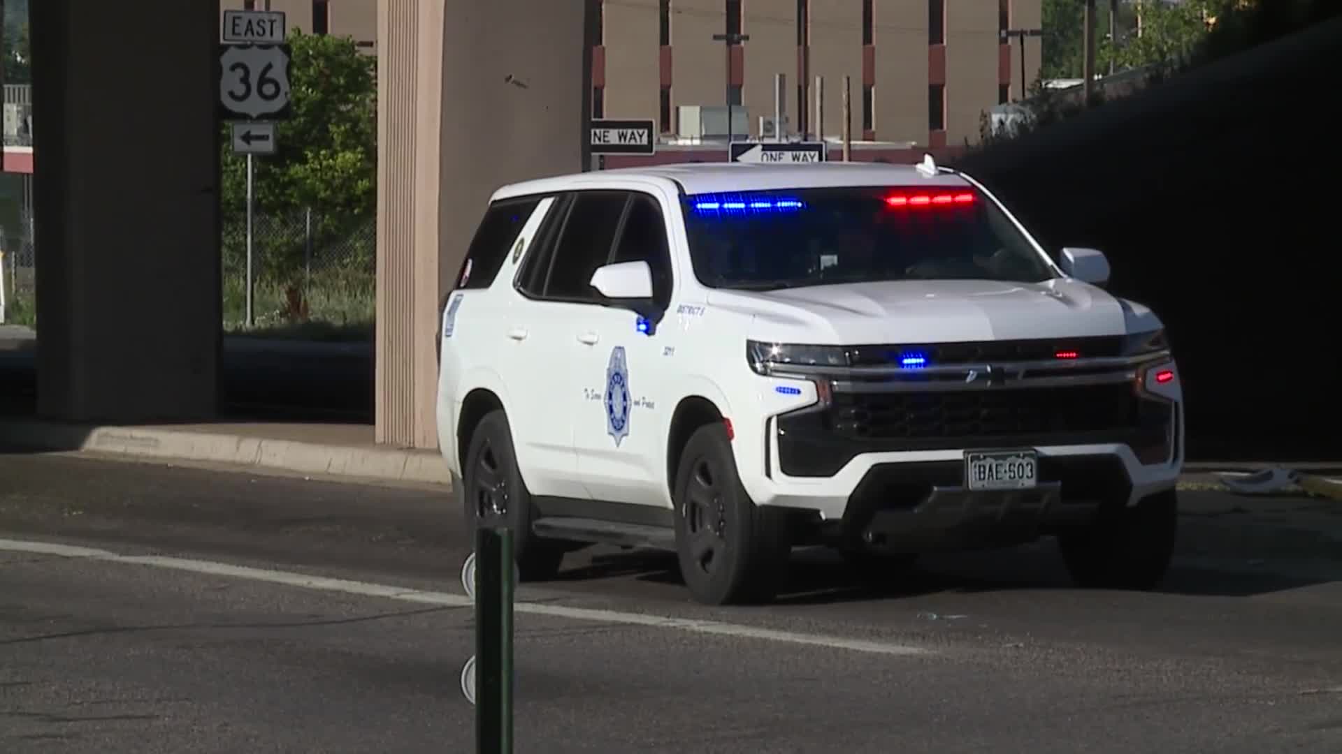 3 found shot after chase ends in crash: Denver police – FOX31 Denver
